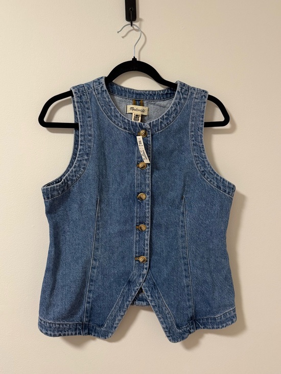 Madewell Tops - NWT Madewell Denim Cutaway Vest Top - Size 10